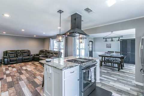 1348 Fm 434, Chilton, TX 76632