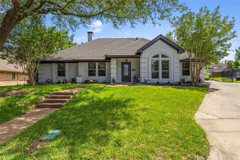 517 Sunset Drive, Hurst, TX 76054