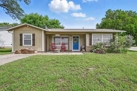 5200 Lovell Avenue, Fort Worth, TX 76107