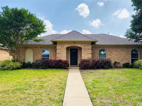 250 E Bancroft Drive, Garland, TX 75040