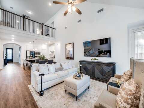 2017 Jumper Fields Drive, Aubrey, TX 76227