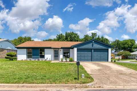 620 Admiralty Way, Fort Worth, TX 76108