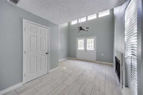 9607 Walnut Street, Dallas, TX 75243