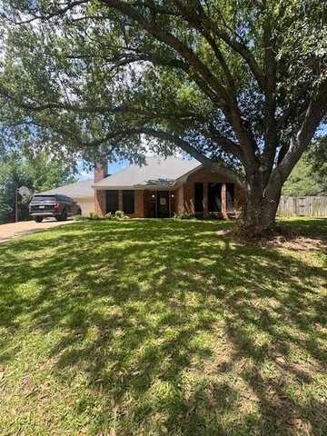 226 Colonial Circle, Athens, TX 75751