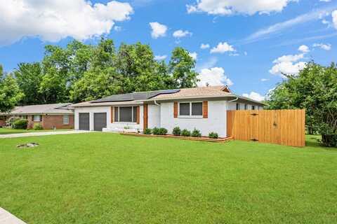 7017 Robinhood Lane, Fort Worth, TX 76112