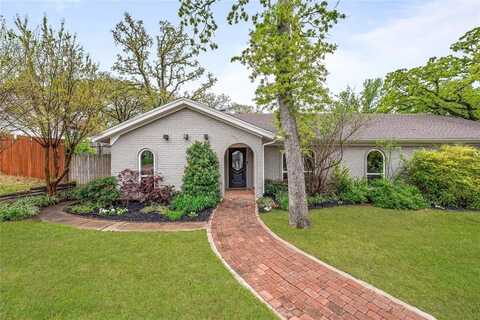 103 W Ash, Euless, TX 76039