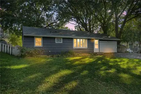 2586- Martin Way, White Bear Lake, MN 55110