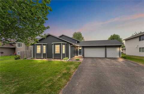 804 Heritage Trail, Belle Plaine, MN 56011