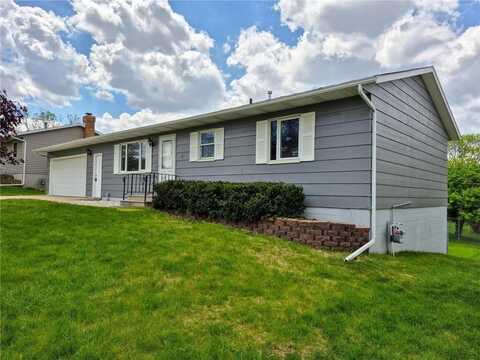 307 10th Avenue NE, Stewartville, MN 55976