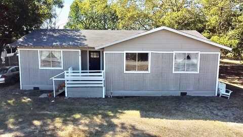110 S Alma Avenue, Kerens, TX 75144