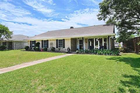 2112 Columbia Drive, Richardson, TX 75081