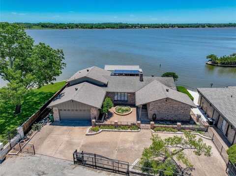 429 Granada Calle Court, Granbury, TX 76049