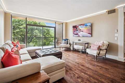 5200 Keller Springs Road, Dallas, TX 75248