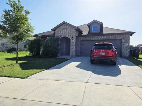 9232 Wood Covert Way, Fort Worth, TX 76131