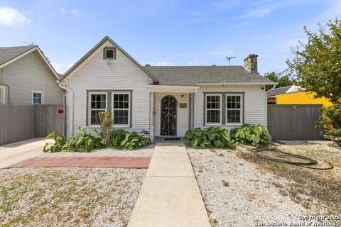 942 McIlvaine, San Antonio, TX 78201