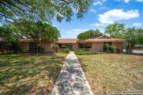 402 Waycrest, Windcrest, TX 78239