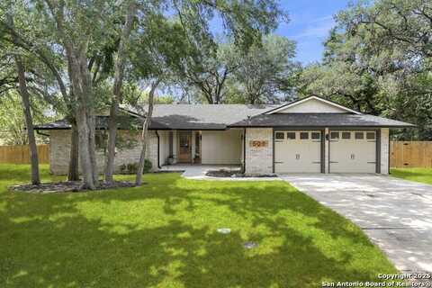 500 Skyforest, Hollywood Park, TX 78232