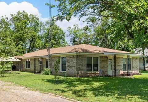 386 W Main Street, Elm Mott, TX 76640