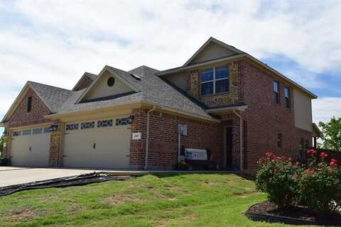 4909-4911 Villas Drive, Sanger, TX 76266