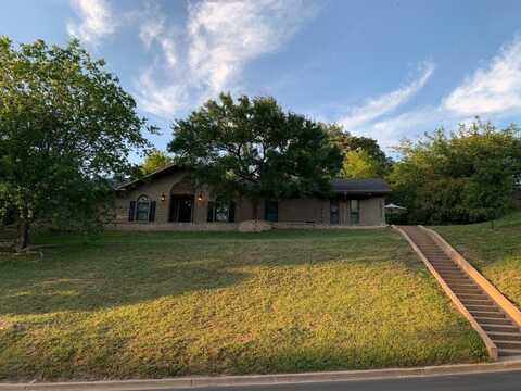 1033 Wedgewood Drive, Woodway, TX 76712