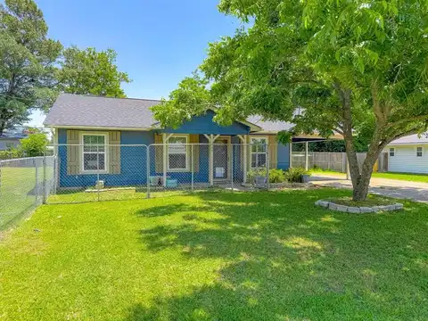462 Anderson Lane, Fairfield, TX 75840