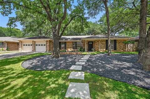 2009 Botts Drive, Arlington, TX 76012