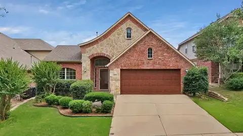 760 Red Elm Lane, Fort Worth, TX 76131