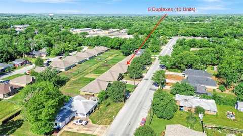 1014-1030 W Coffin Street, Denison, TX 75020
