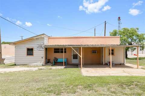 201 S 1st Street, Bangs, TX 76823