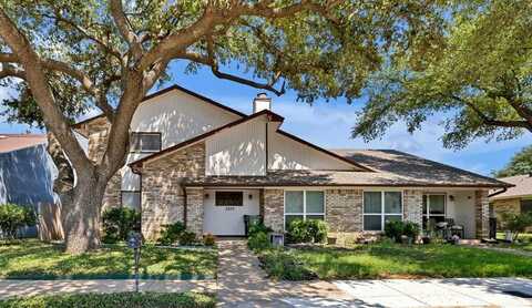 2333 Garden Park Court, Arlington, TX 76013