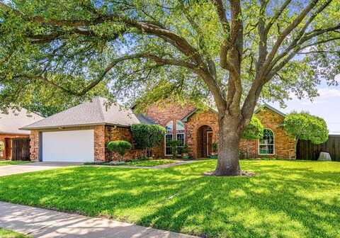 10253 Fieldcrest Drive, Benbrook, TX 76126
