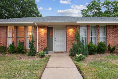 2512 Buckingham Drive, Denton, TX 76209