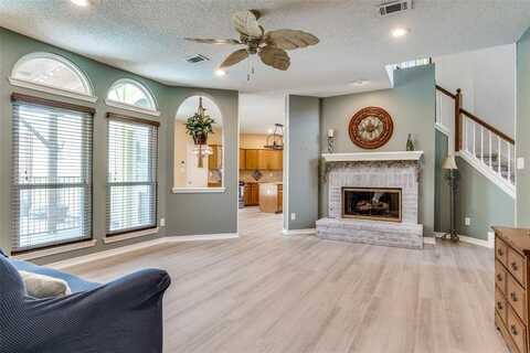 8302 Brentwood Street, Rowlett, TX 75088