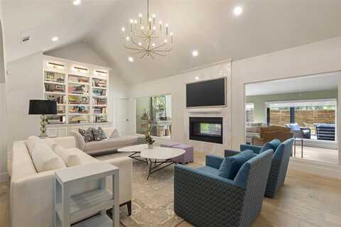 4016 Goodfellow Drive, Dallas, TX 75229