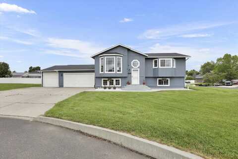 17421 N West Trail Ct, Colbert, WA 99005