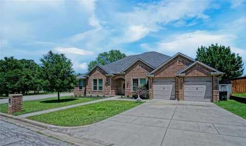 720 Madeline Court, Azle, TX 76020