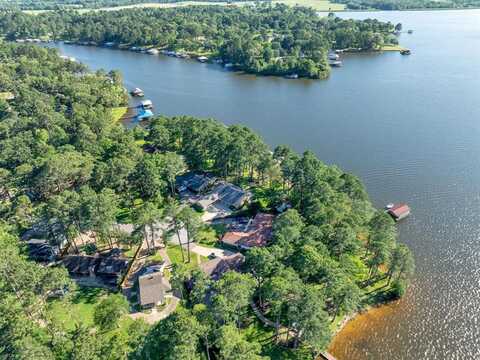 16820 Cardinal Lane, Troup, TX 75789