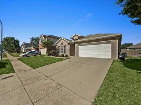 5937 Big Flat Drive, Fort Worth, TX 76131