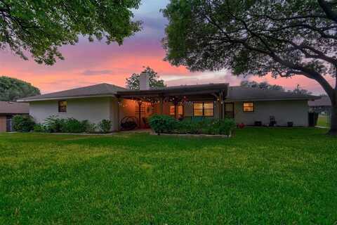 3720 Wharton Drive, Fort Worth, TX 76133