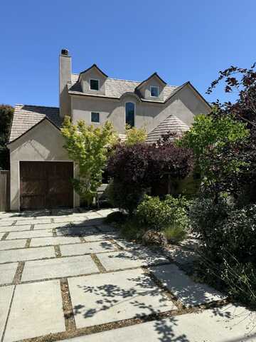 2945 Valencia Drive, SANTA BARBARA, CA 93105