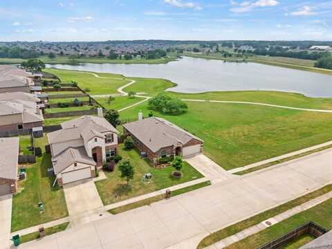 8400 Sioux Trail, Aubrey, TX 76227