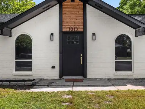 1013 Nueva Tierra Street, Grand Prairie, TX 75052