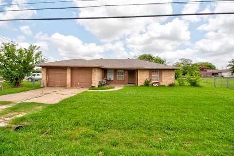 104 W MAPLE, Gunter, TX 75058