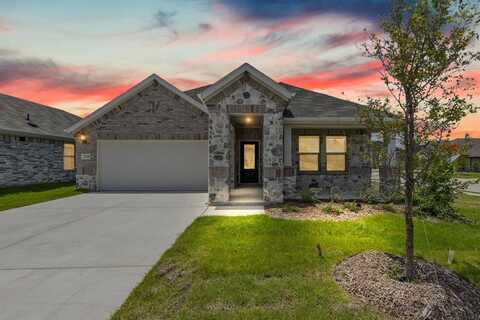 210 Sugarlands Drive, Greenville, TX 75402