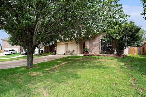 10216 Scurry Court, Fort Worth, TX 76108