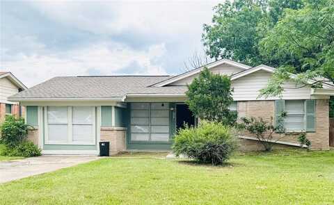 714 Pebble Creek Lane, Mesquite, TX 75149