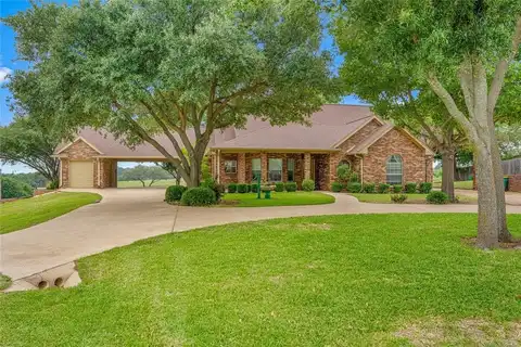 100 Wood Creek Drive, Gatesville, TX 76528