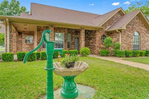 100 Wood Creek Drive, Gatesville, TX 76528
