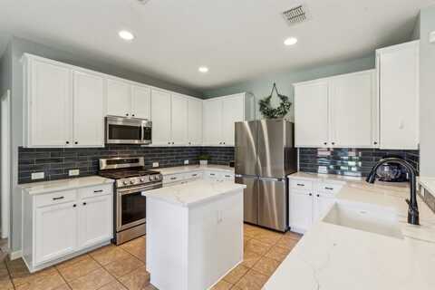 5708 Pebble Ridge Drive, McKinney, TX 75070