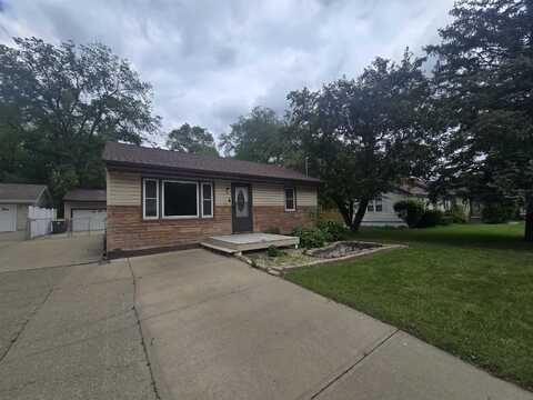 3735 ELMDALE AVE, Sioux City, IA 51103